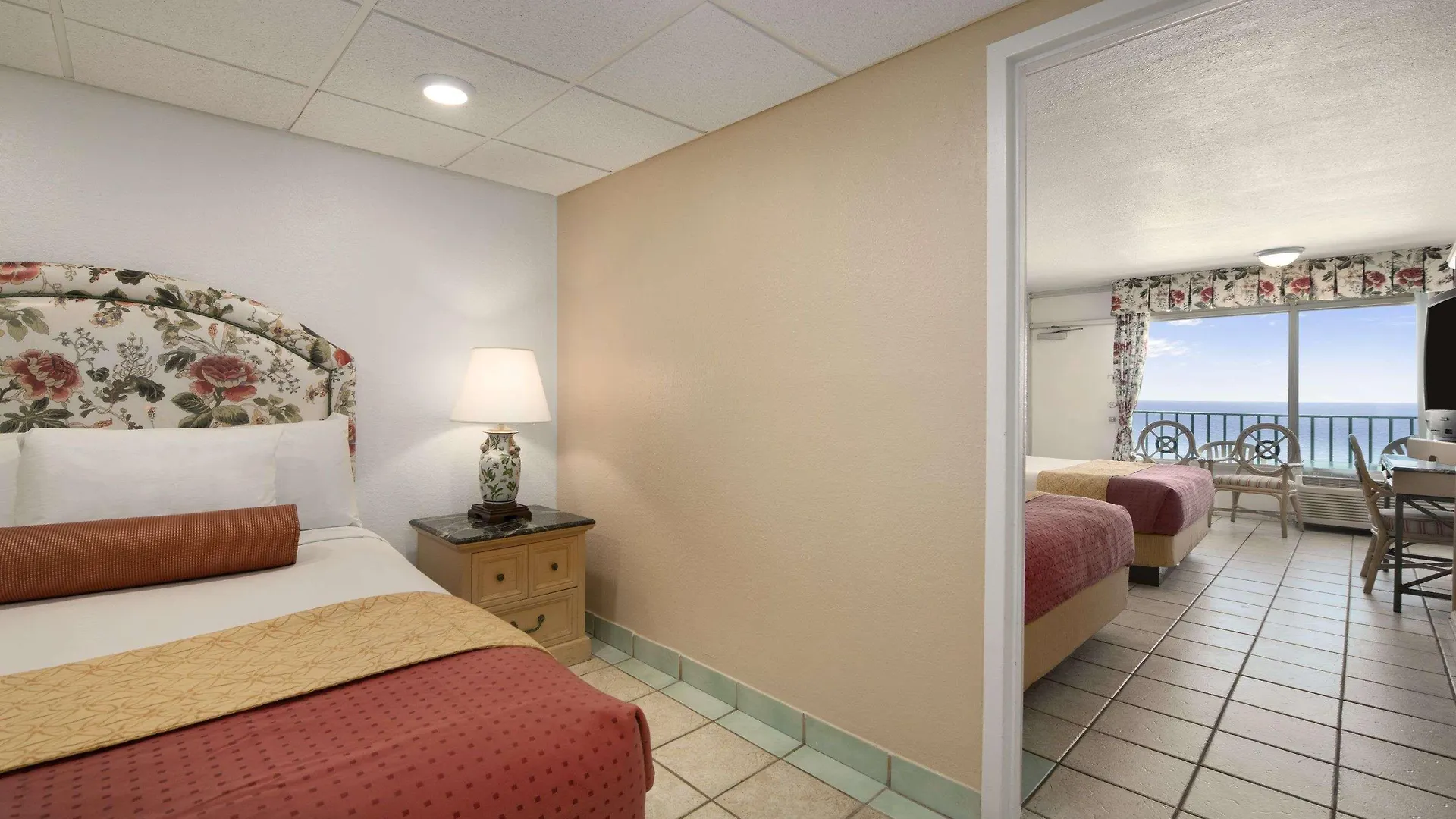Motel Days Inn By Wyndham Panama City Beach/Ocean Front