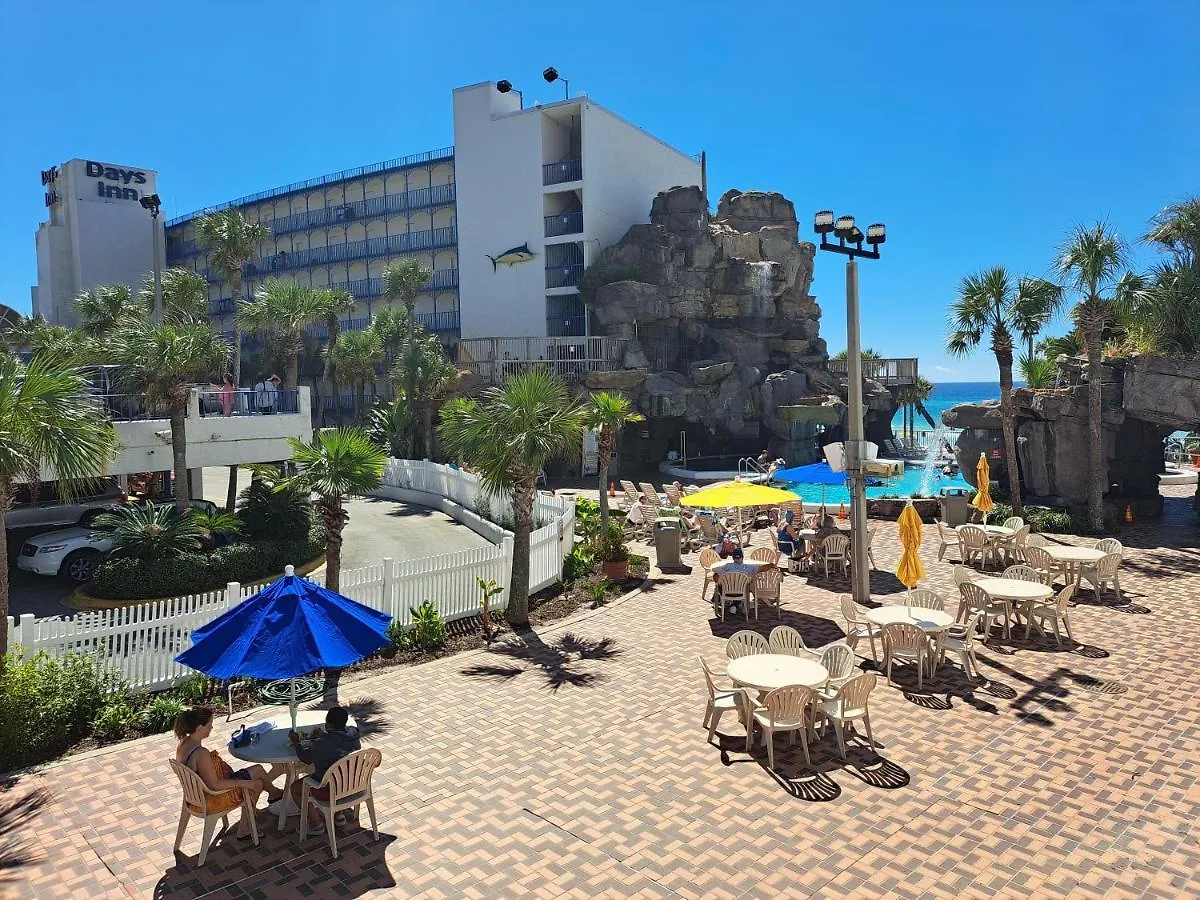 Days Inn By Wyndham Panama City Beach/Ocean Front 3*,  США