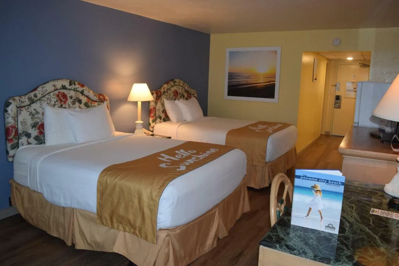 Days Inn By Wyndham Panama City Beach/Ocean Front США